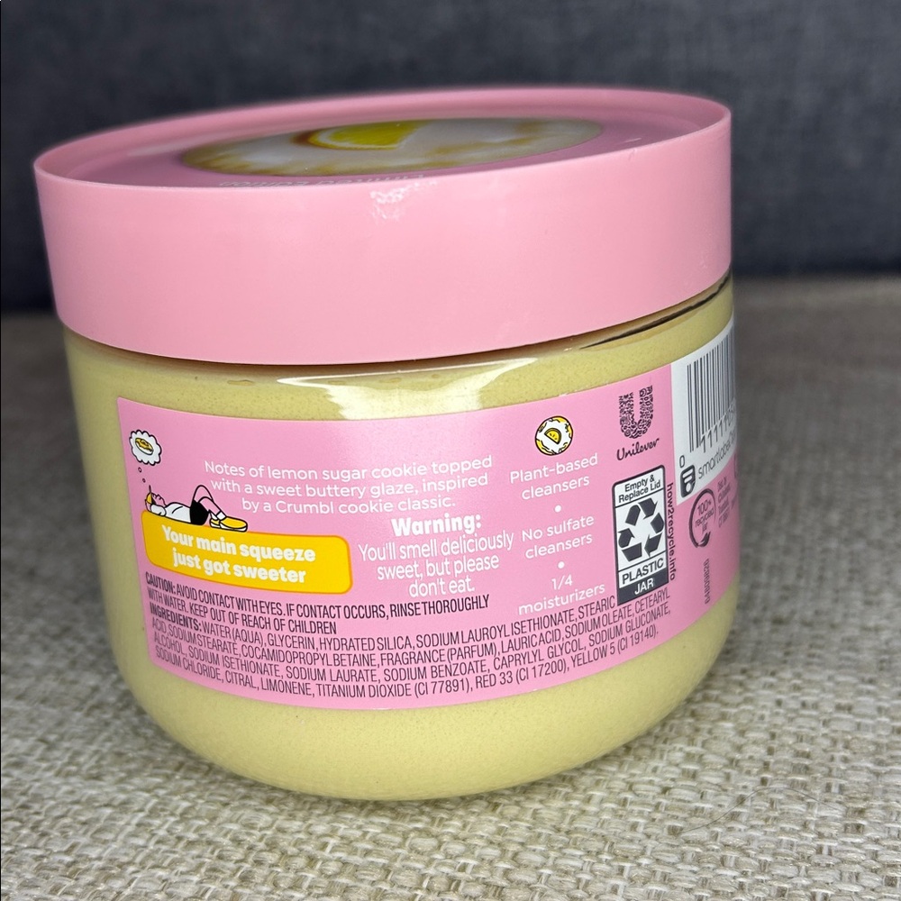 Dove Crumbl Lemon Glaze Body Scrub - Picture 4 of 5